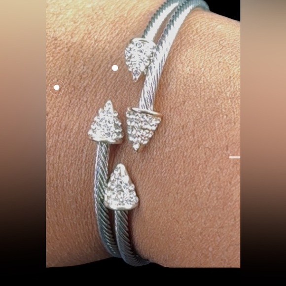 Elegant Silver and Gold-Tone Titanium bling Women's Bracelet - Picture 12 of 13